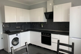 Продается 2-комн. квартира, 71,8 м², 6/8

