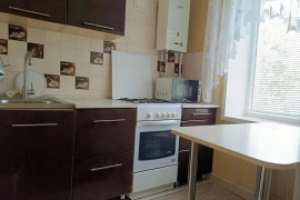 2-к. квартира, 43 м², 3/5 эт.
