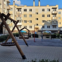 3-к квартира, 100 кв.м., 4/4 эт.